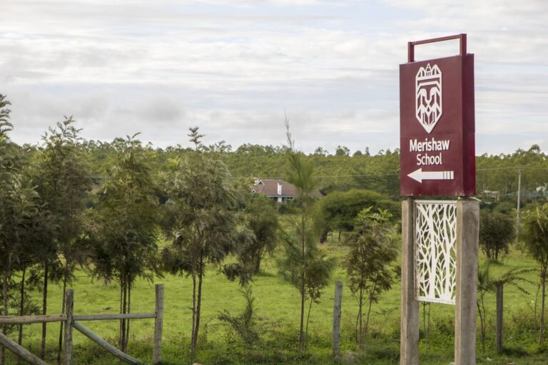 Merishaw School main entrance